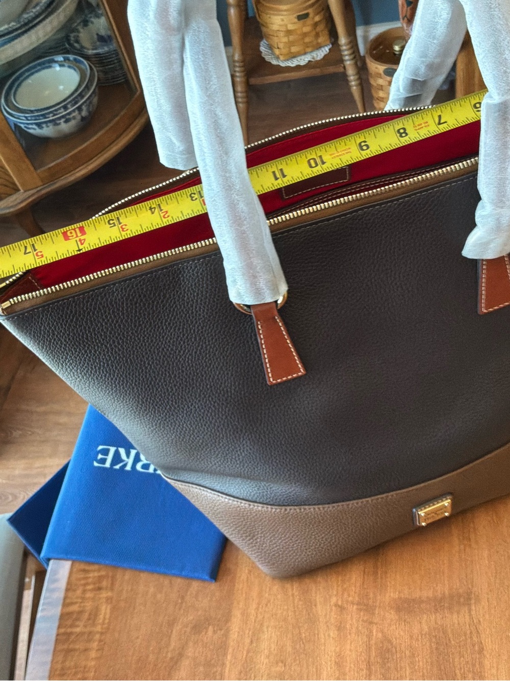 Dooney & Bourke Two-Tone Color block Pebble Leather Tobi Tote bark - Picture 16 of 16